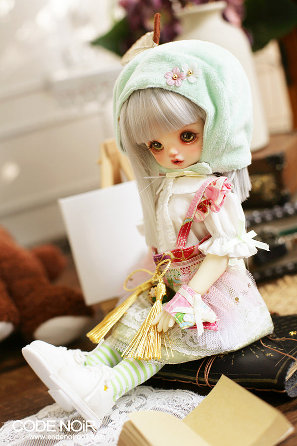 CYD000149 Green Apple Girl [Limited Time] | Preorder | OUTFIT