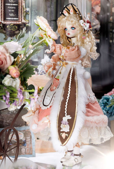 Flora | Preorder | DOLL