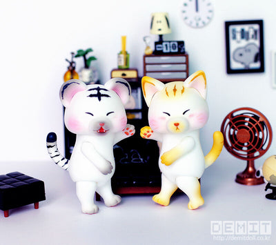 OM & JM CAT Special [Limited time] | Preorder | DOLL