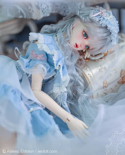 Lillie | Preorder | DOLL