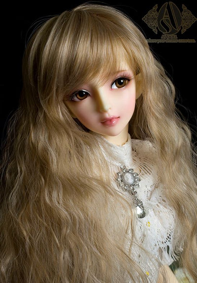 Kana | Preorder | DOLL