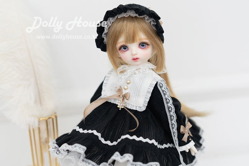 Chichi | Preorder | DOLL