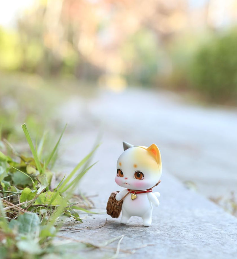 Calico ver. Mew | Preorder | DOLL