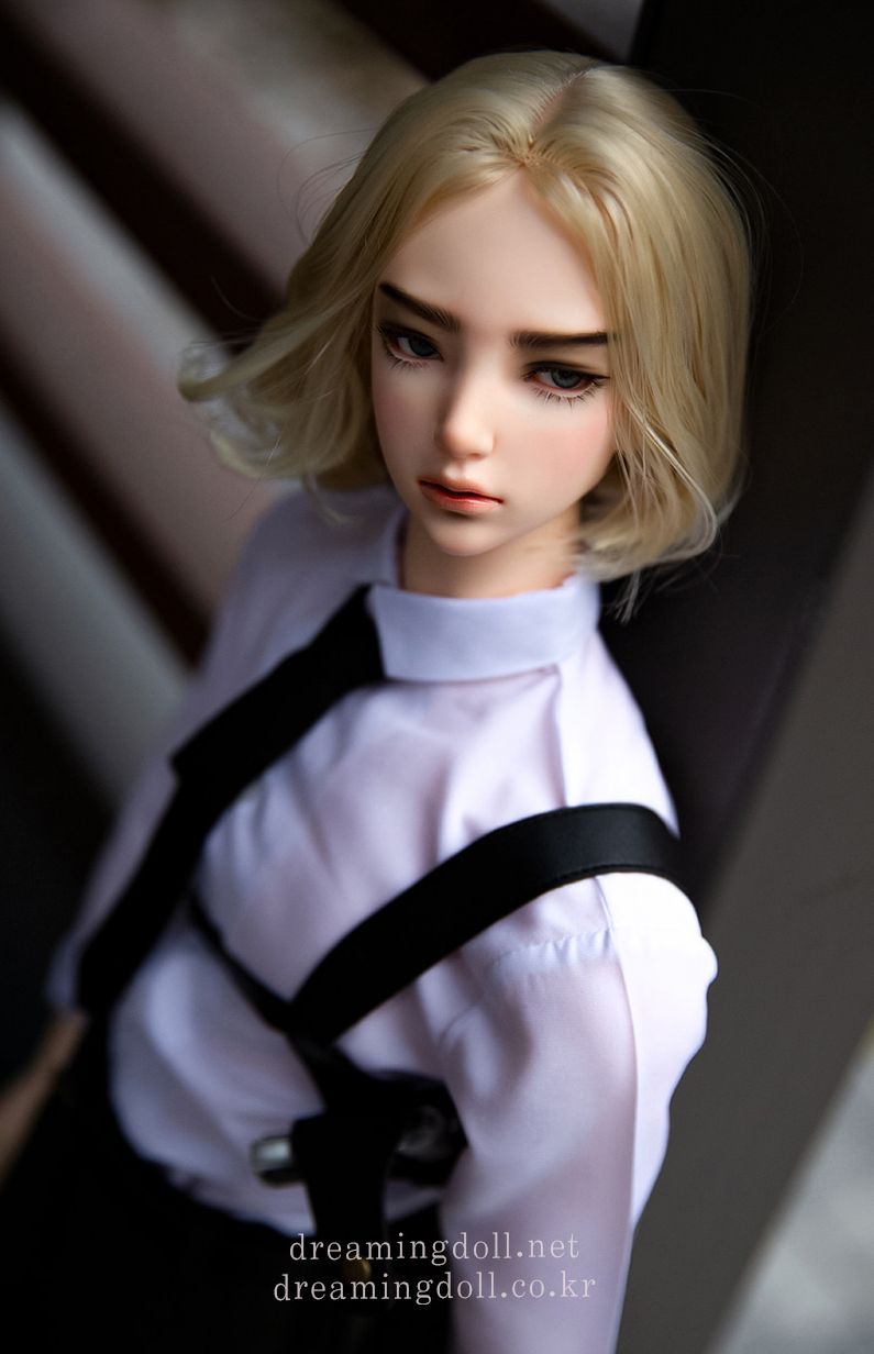 Morris | Preorder | DOLL