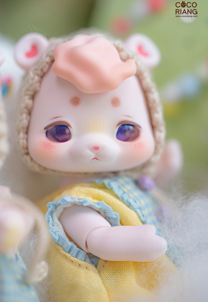 Strawberry Poi [Limited time] | Preorder | DOLL