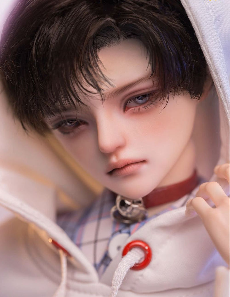 Lin Qi | Preorder | DOLL