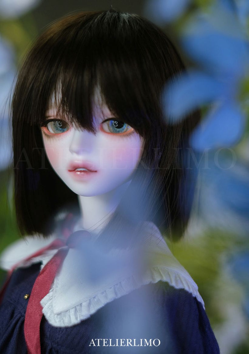 Evelyn | Preorder | DOLL