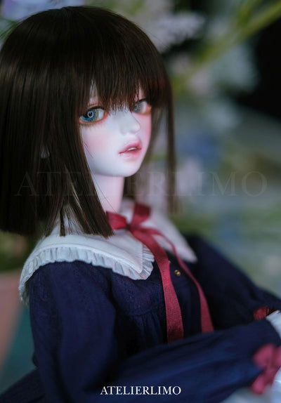 Evelyn | Preorder | DOLL