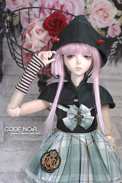 CMD000255 Little Green Devil [Limited Time] | Preorder | OUTFIT