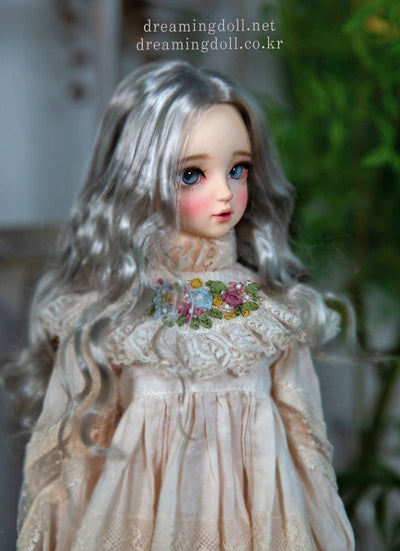 Sarah | Preorder | DOLL