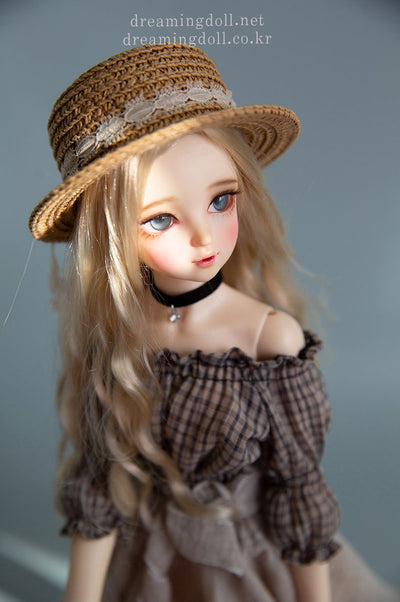 Sarah | Preorder | DOLL