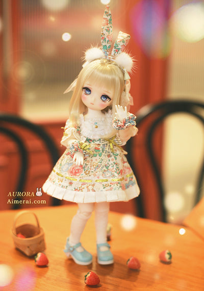 Aurora - Manga Series | Preorder | DOLL