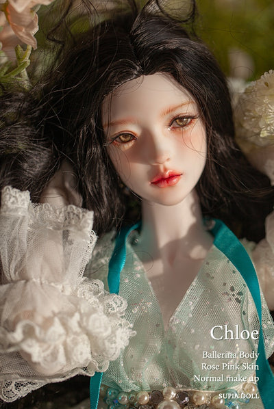 Chloe | Preorder | DOLL