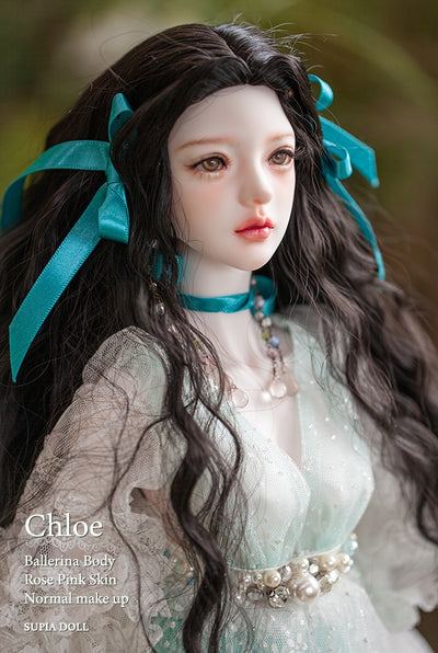 Chloe | Preorder | DOLL