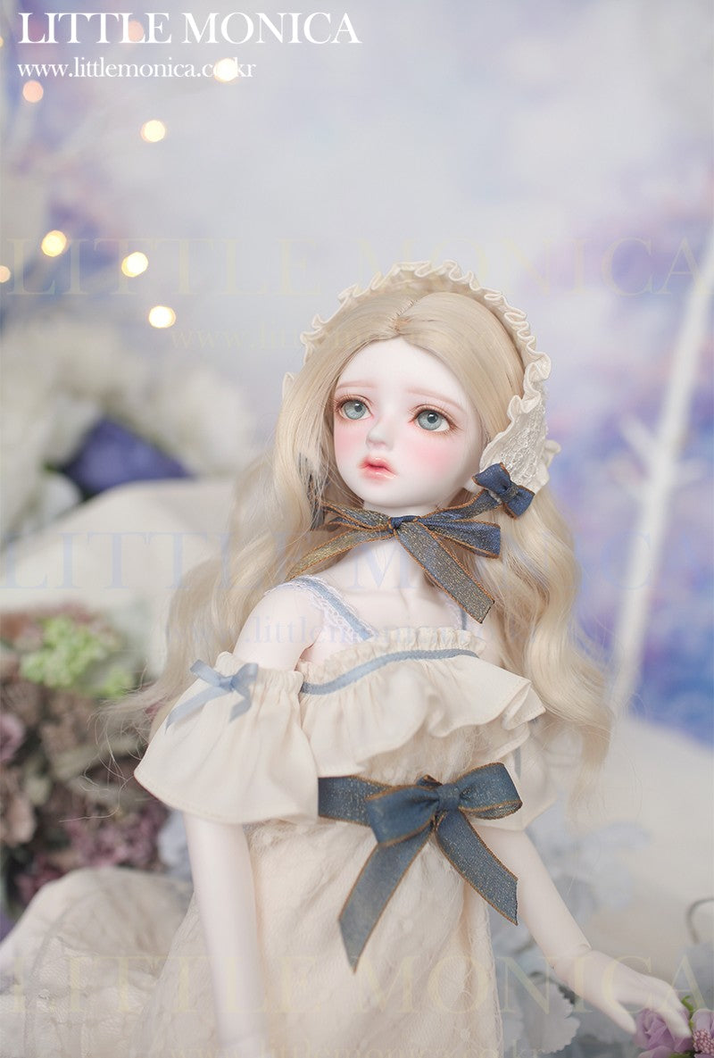 Little Roselyn | Preorder | DOLL