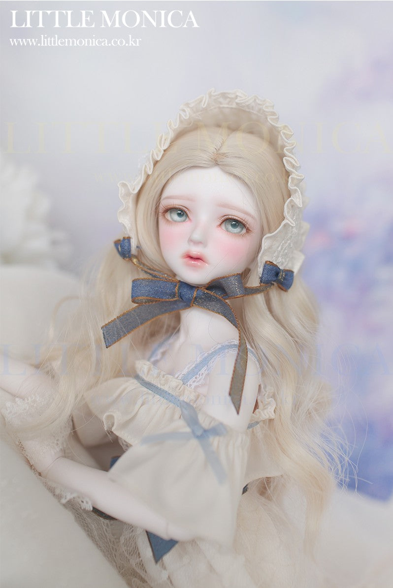 Little Roselyn | Preorder | DOLL