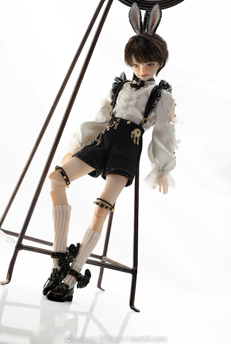 Klaus [Limited time offer] | Preorder | DOLL
