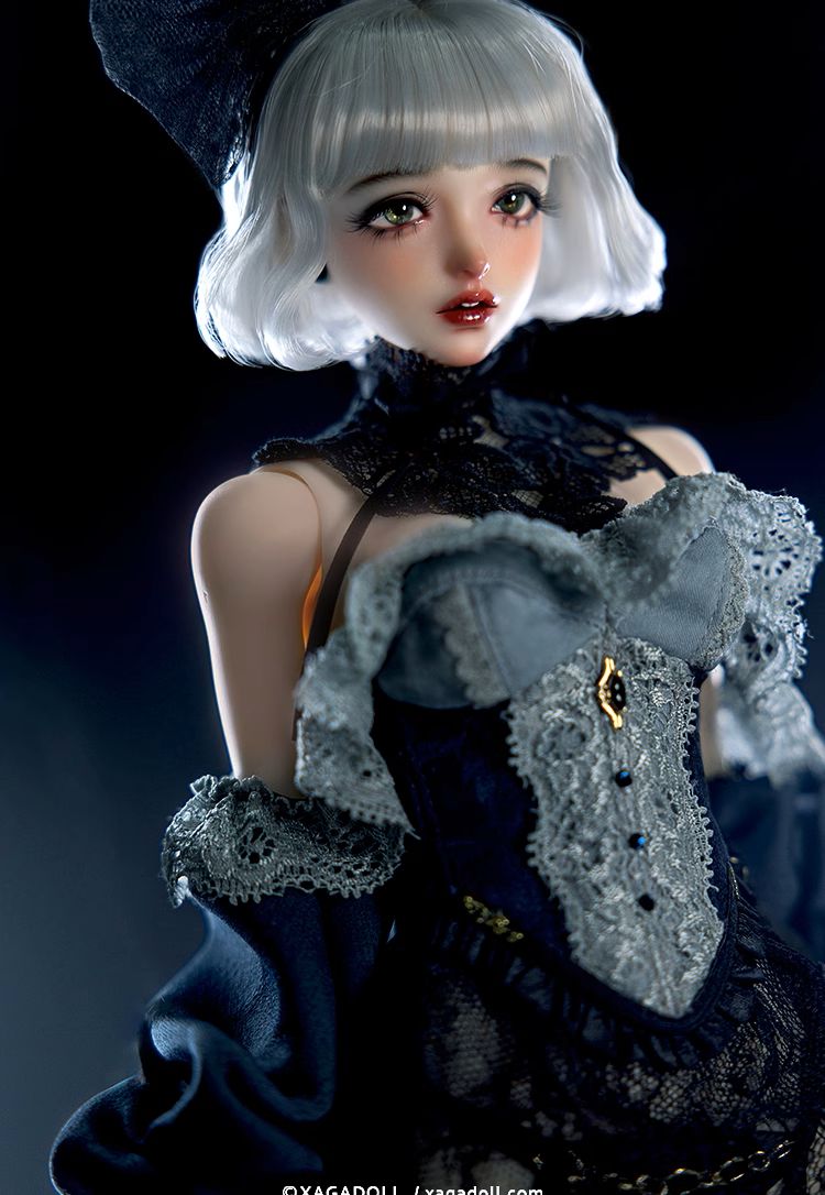 Liu Li | Preorder | DOLL