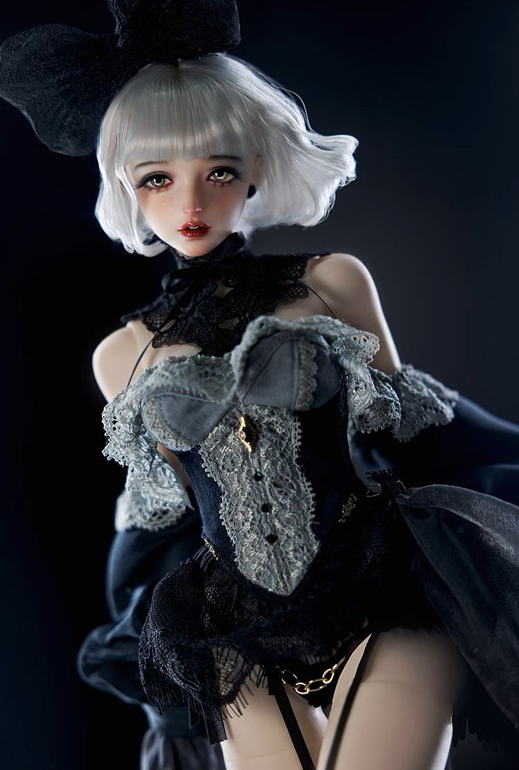 Liu Li | Preorder | DOLL