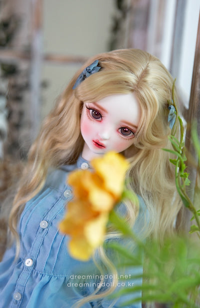 Clover | Preorder | DOLL