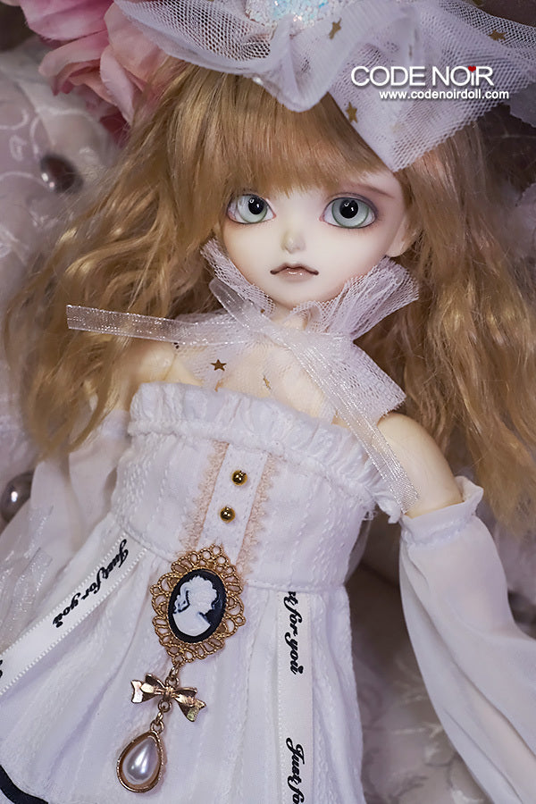 CMD000257 White Starry Pierrot [Limited Time] | PREORDER | OUTFIT