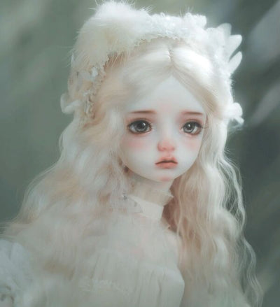 Beverly | PREORDER | DOLL