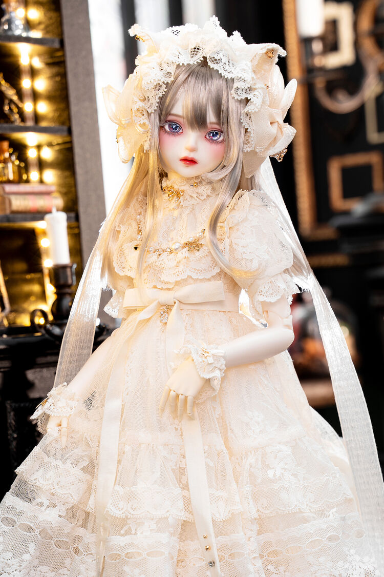 White Cat Delia ver. Limited - Special Collaboration Edition | PREORDER | DOLL