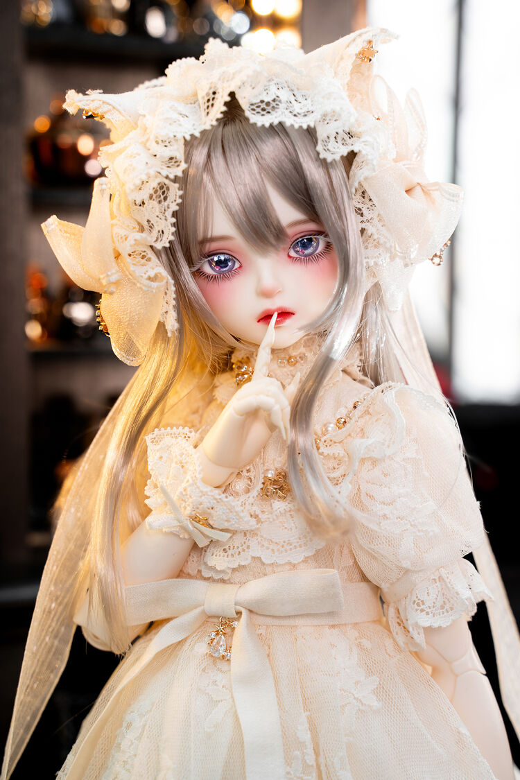 White Cat Delia ver. Limited - Special Collaboration Edition | PREORDER | DOLL