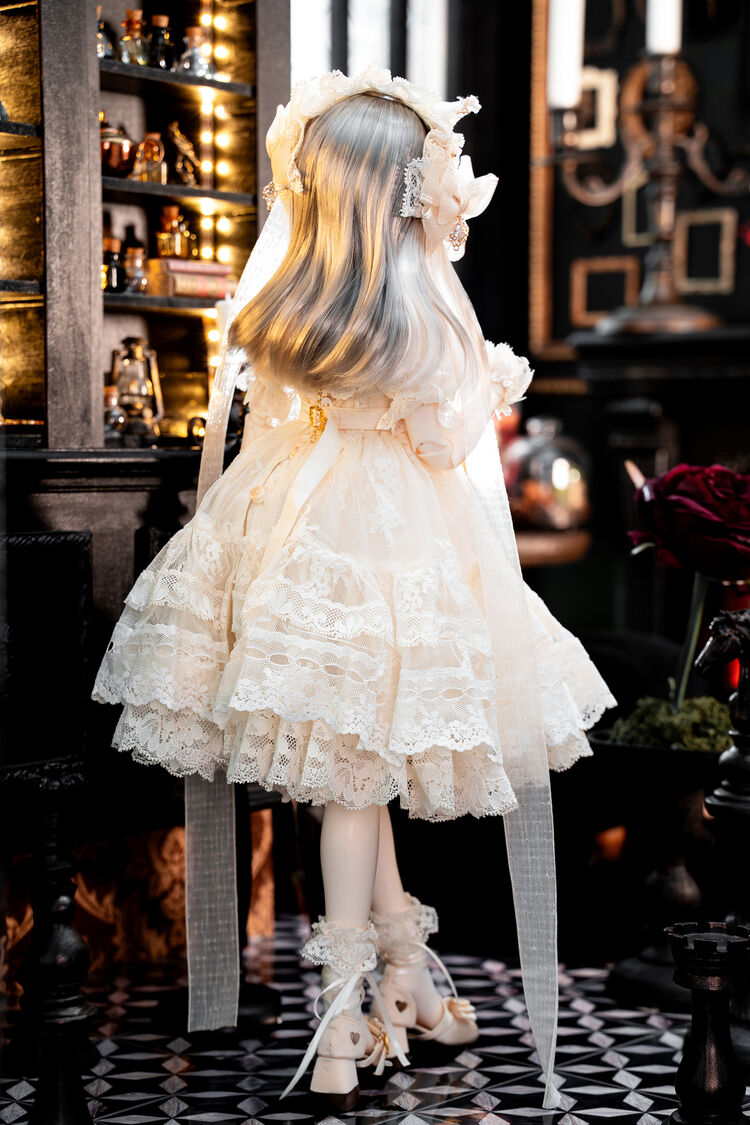 White Cat Delia ver. Limited - Special Collaboration Edition | PREORDER | DOLL