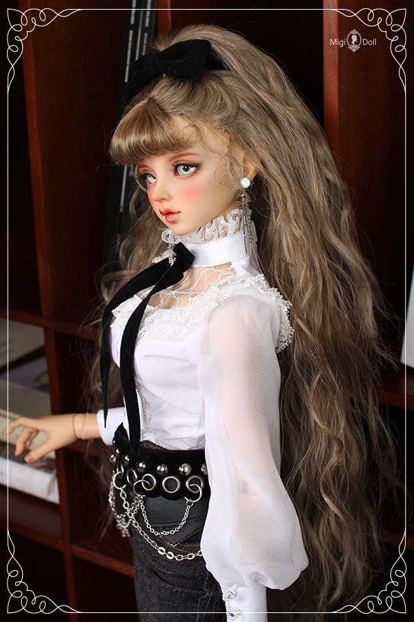 Flora [Limited Time] | Preorder | DOLL