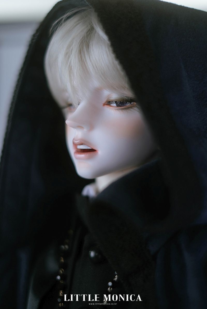 Gloomy Enrill Human [Limited Time] | PREORDER | DOLL