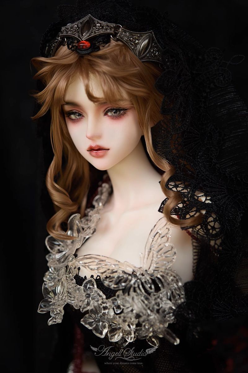 Lillian Night Visitor Ver. [Limited Time Only] | Preorder | DOLL