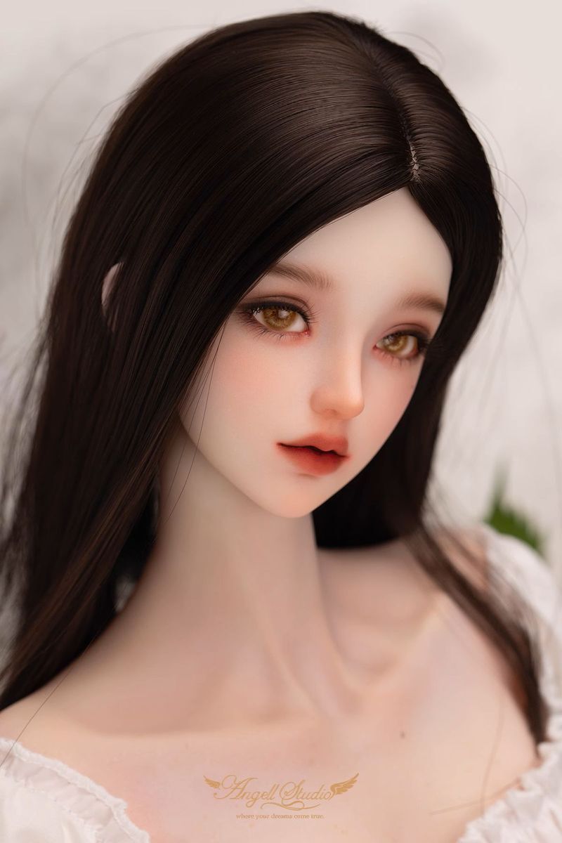 Wennie Summer Rain Edition [Limited Time] | PREORDER | DOLL