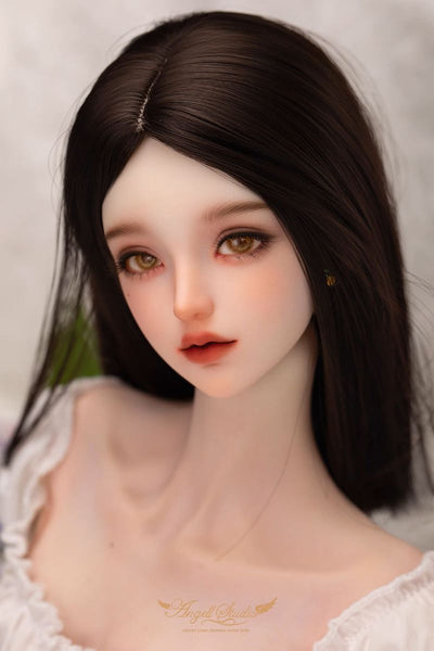 Wennie Summer Rain Edition [Limited Time] | PREORDER | DOLL