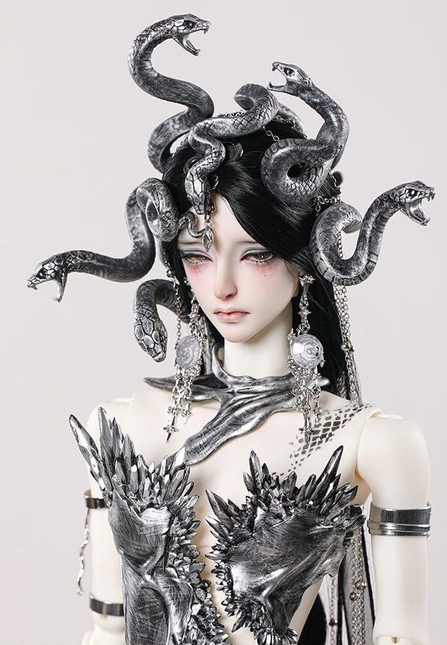 Gorgon [Limited quantity & time 15% off] | PREORDER | DOLL