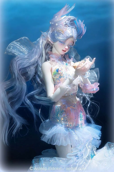 Iris | Preorder | DOLL