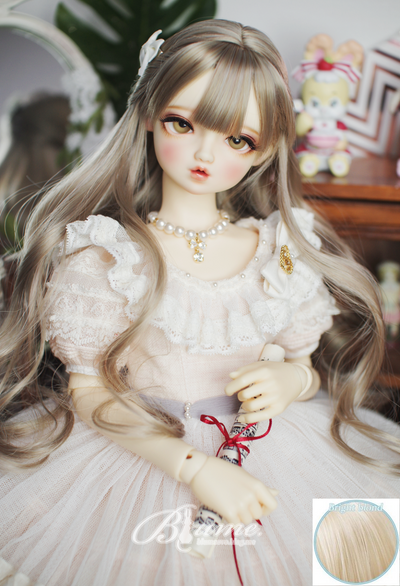 Lobelia L: Bright Blond [Limited Time Offer] | Preorder | WIG