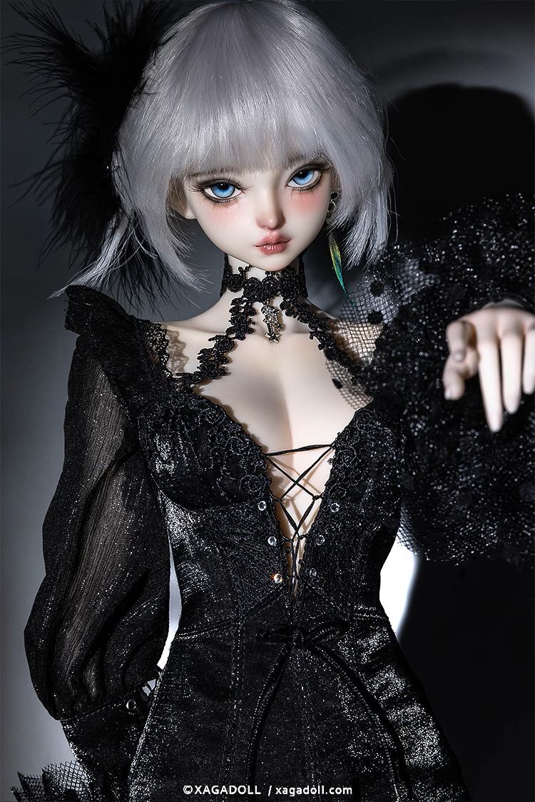 Monica | PREORDER | DOLL