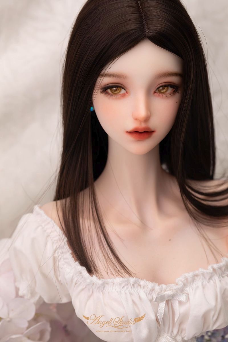 Wennie Summer Rain Edition [Limited Time] | PREORDER | DOLL