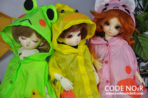 CYD000044 Green Frog Raincoat | Item in Stock | OUTFIT