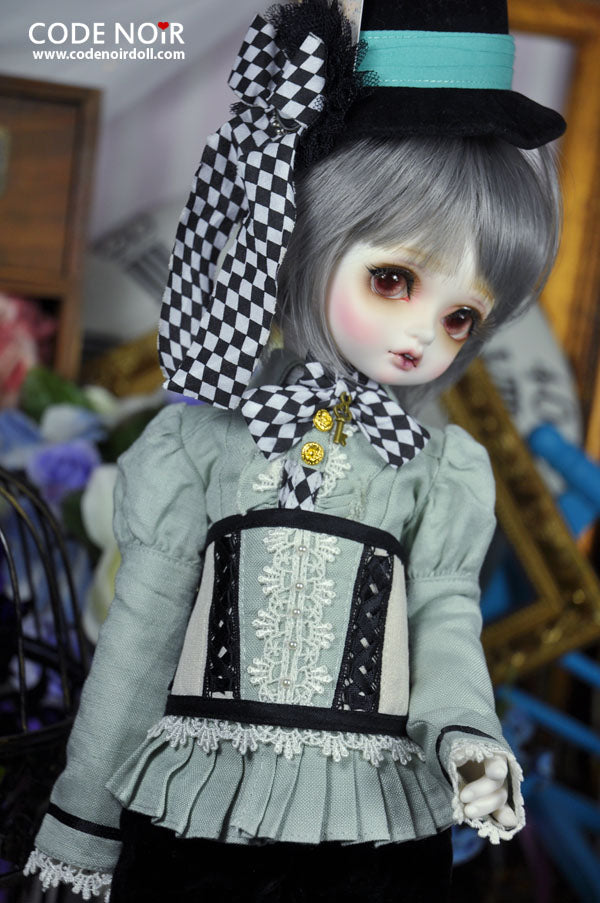 CMD000026 Alice P Time Green Boy Ver. [Limited Time] | Preorder | OUTFIT