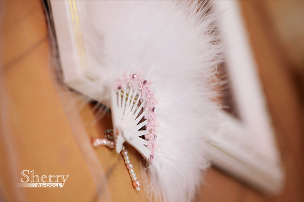 1/3 Palace white feather fan JE314095 [Limited time] | Item in Stock | ACCESSORIES