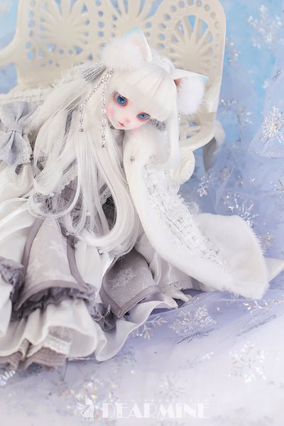 Vivien L. Crystal Princess ver.~Snow White~ | Item in Stock | DOLL