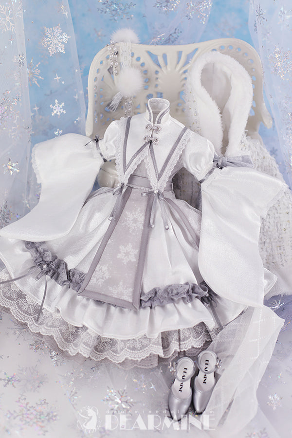 Vivien L. Crystal Princess ver.~Snow White~ | Item in Stock | DOLL