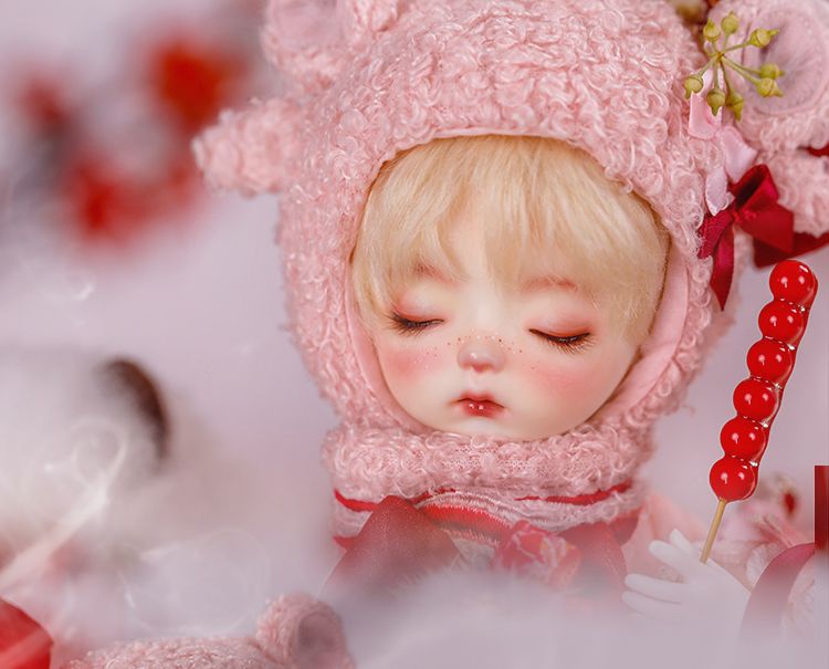 Sleeping Peach | Preorder | DOLL