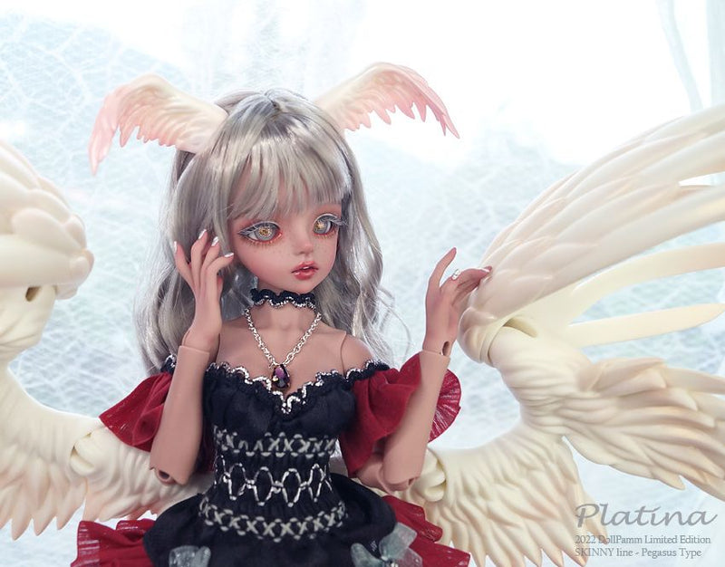 SKINNY(F)-Pegasus PLATINA | Item in Stock | DOLL