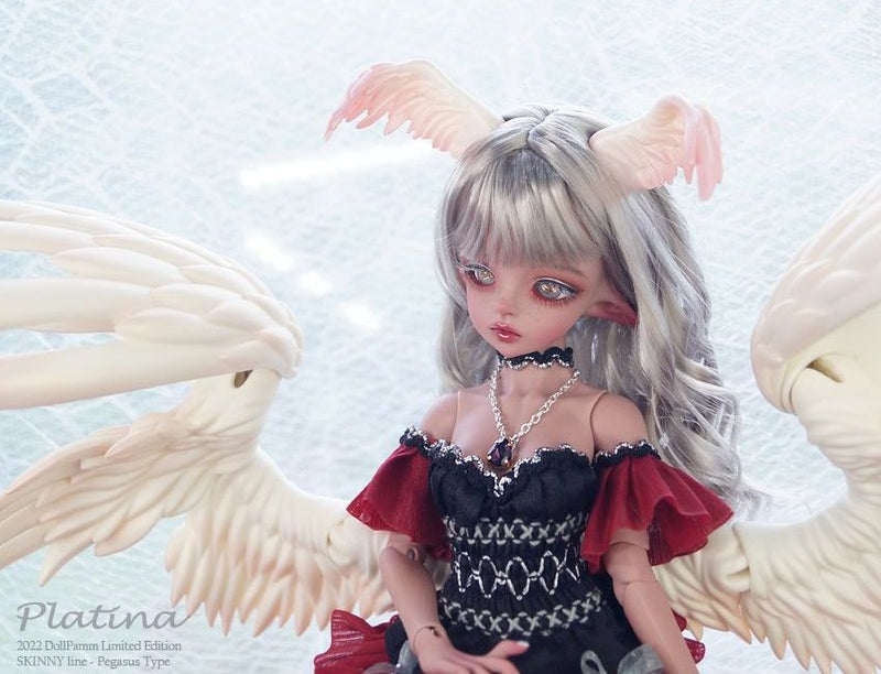 SKINNY(F)-Pegasus PLATINA | Item in Stock | DOLL