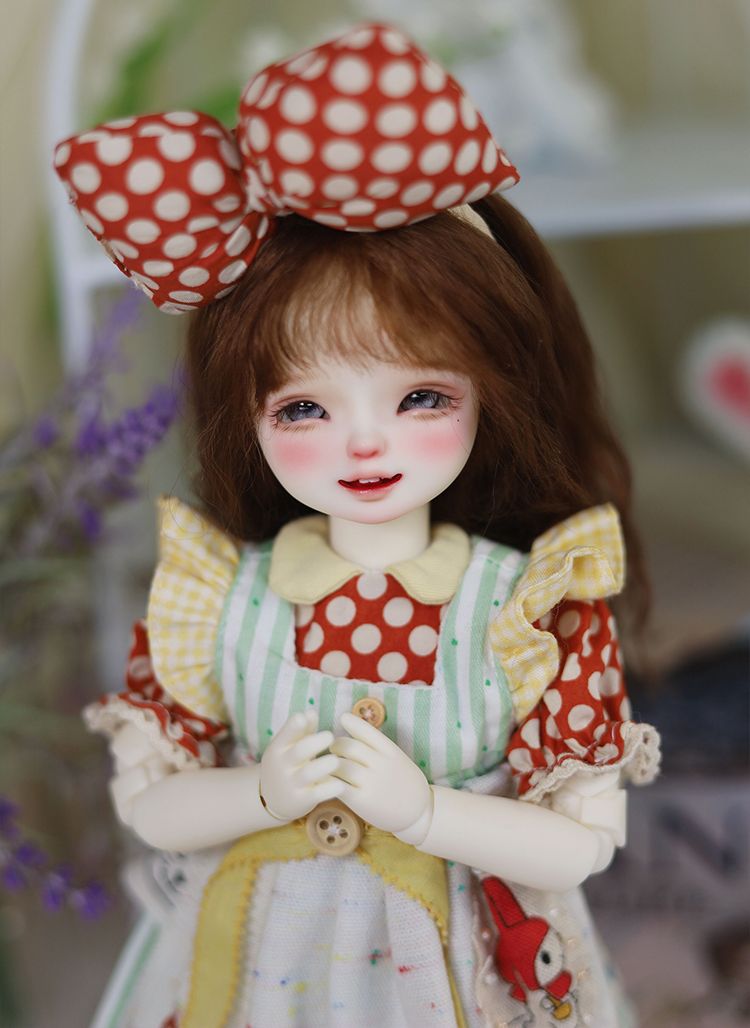 Amanda Sweet | Preorder | DOLL