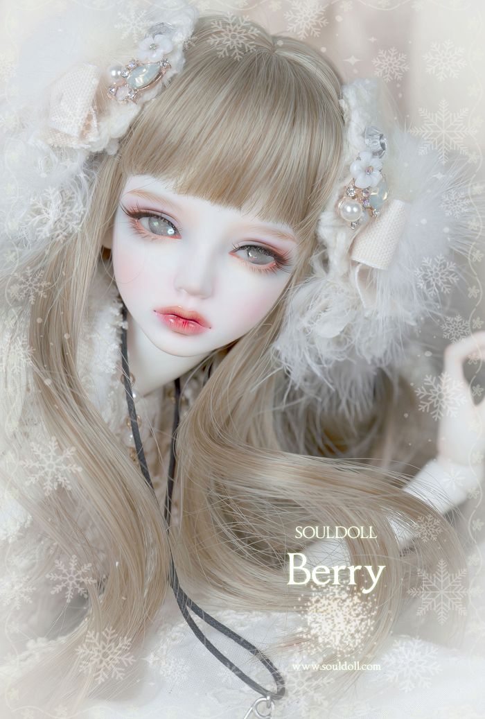 Berry | Preorder | DOLL