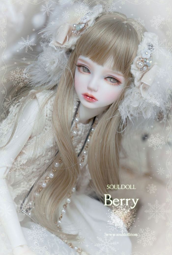 Berry | Preorder | DOLL